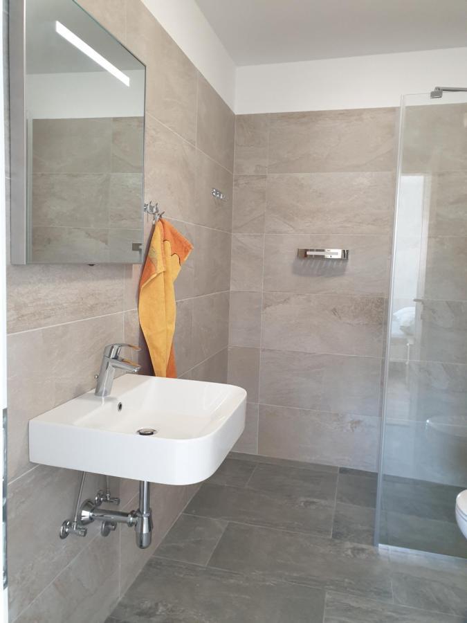 Holiday Apartments Novo Naselje Πόρετς Εξωτερικό φωτογραφία