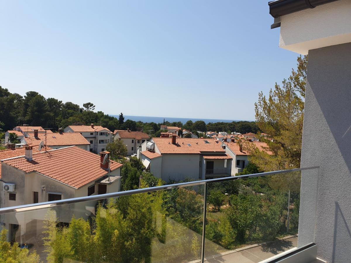 Holiday Apartments Novo Naselje Πόρετς Δωμάτιο φωτογραφία